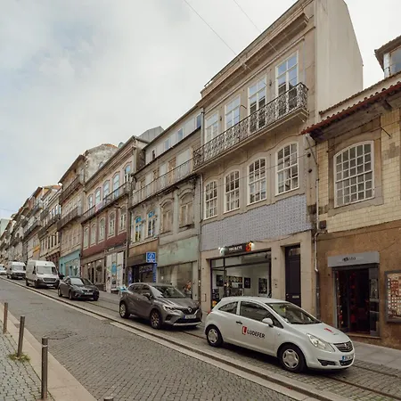 Deluxe By Hosty Porto