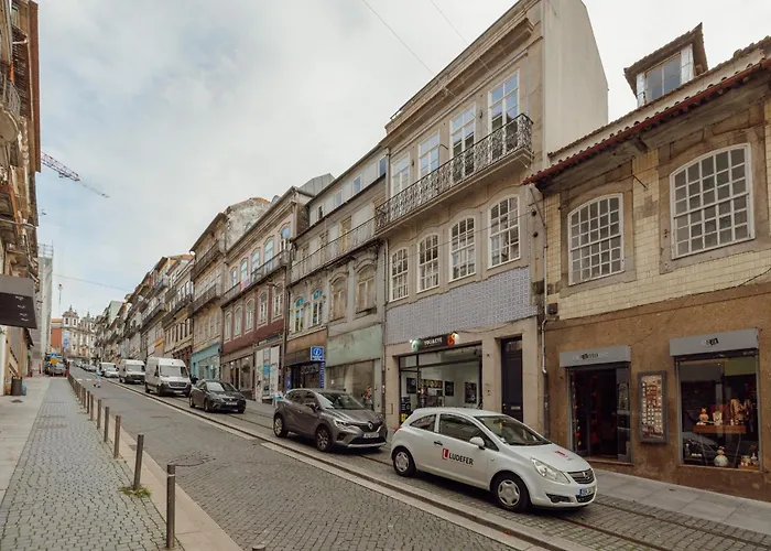 Deluxe By Hosty بورتو